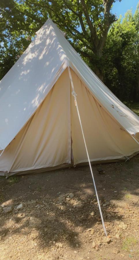 Stansted Glamping Hotel Broxted Exterior foto
